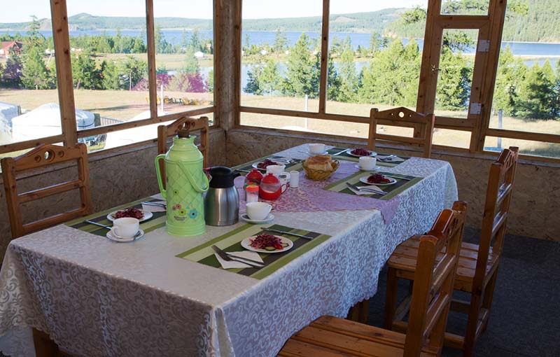 what to eat in mongolia 